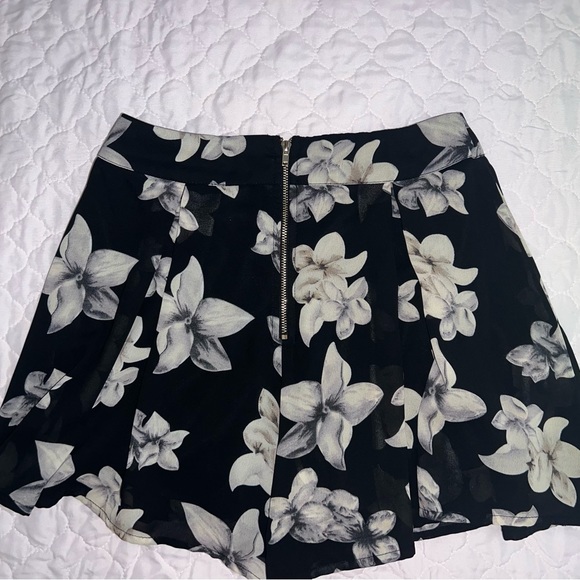 Mini skort - Picture 5 of 7